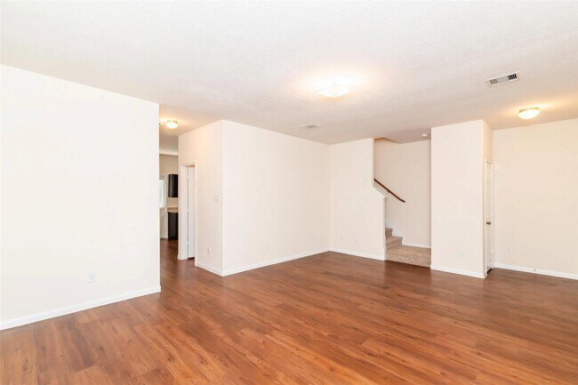 Building Photo - 6274 Brenwood Cir