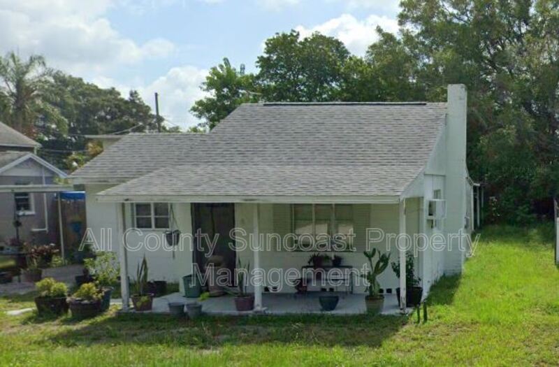 Primary Photo - 5645 35th Way N