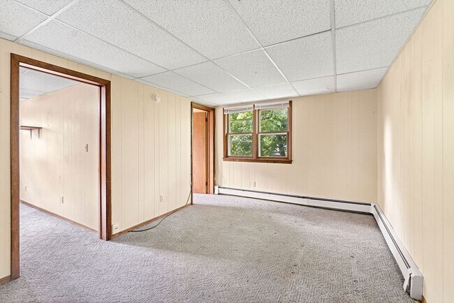 Foto del edificio - VIDEOTOUR: Charming upstairs apartment. PETS WELCOME