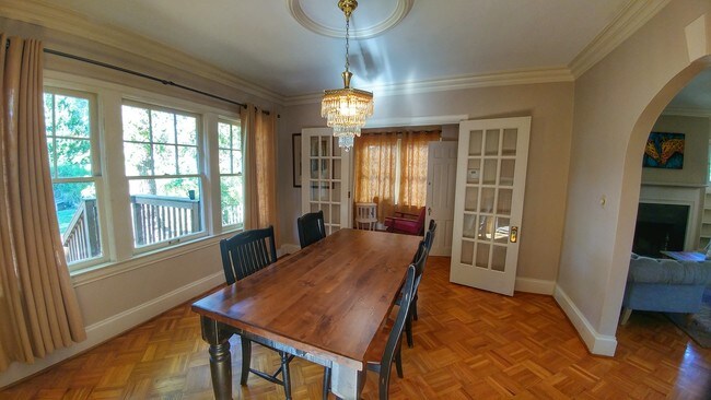 Foto del edificio - 3517 Warner Ave