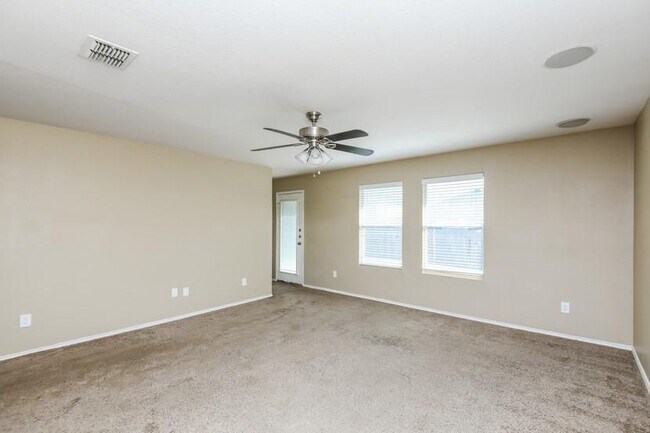 Building Photo - 4913 Water Ridge Ln