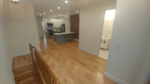 Primary Photo - 58-48 Catalpa Ave