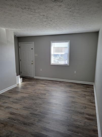 Building Photo - 117 Spring Cir Dr