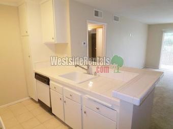Foto principal - 23515 Lyons Ave