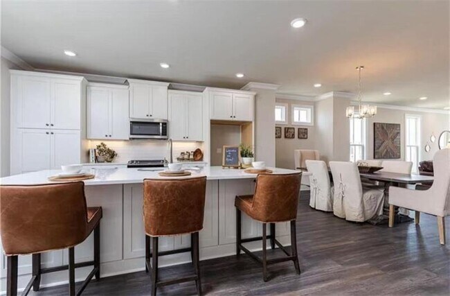 Foto del edificio - 3710 Ample Ave