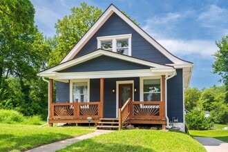 Building Photo - 2320 Elmwood Ave