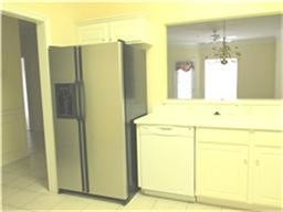 Building Photo - 2803 Kings Crossing Dr