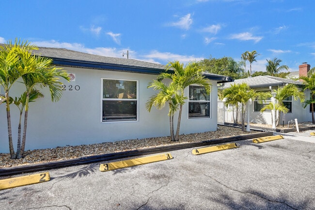 Building Photo - 220 Walton Blvd