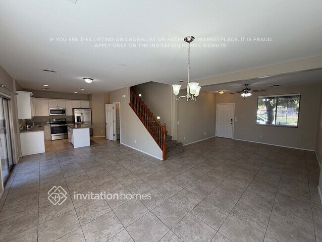 Building Photo - 16145 W Lisbon Ln