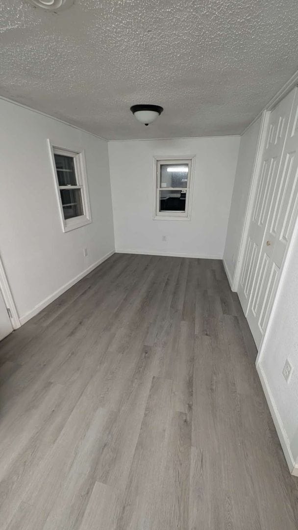 Building Photo - Beautifully Remodeled 3 Bedroom, 2 Bath Ho...
