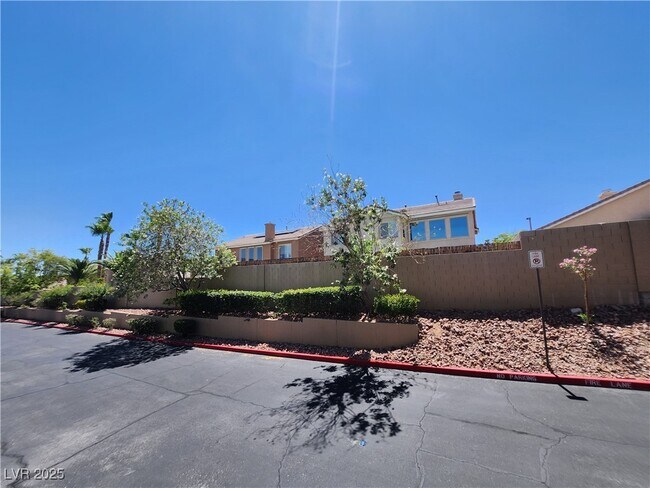 Foto del edificio - 1500 Ruby Cliffs Ln