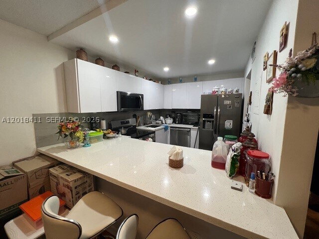 Building Photo - 1200 NE Miami Gardens Dr