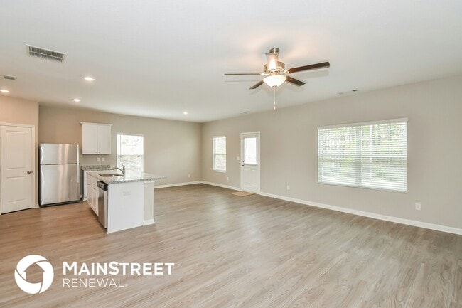 Building Photo - 301 Augusta Woods Dr