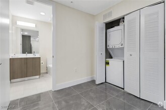 Building Photo - 26589-610 Rosewood Pointe Dr