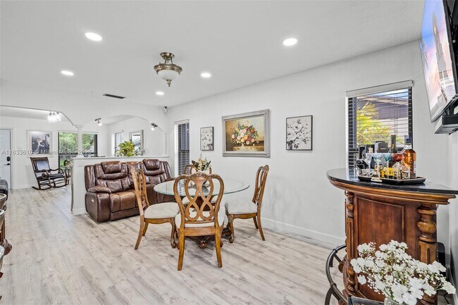 Foto del edificio - 11914 SW 125th Pl