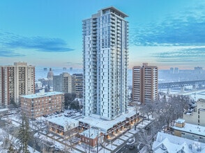 Building Photo - The Hendrix