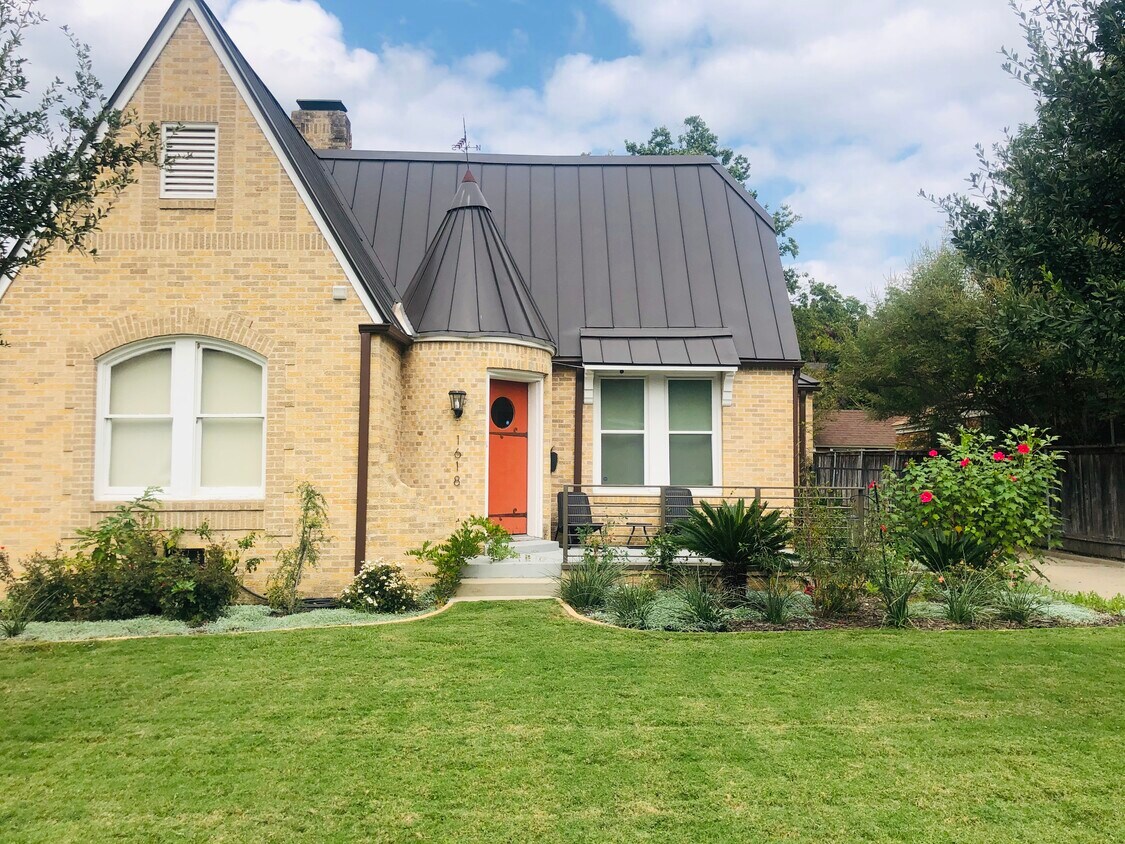 1618 Enfield Rd, Austin, TX 78703 House Rental in Austin, TX