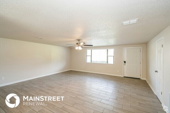 Building Photo - 2771 Winchester Ave