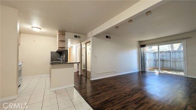 Foto principal - 18620 Hatteras St