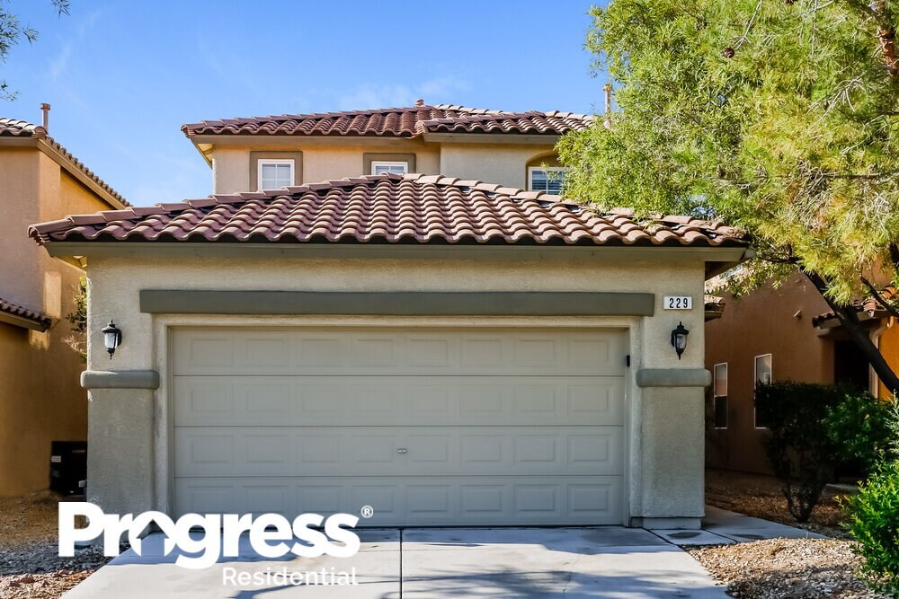 Primary Photo - 229 Lantana Breeze Dr