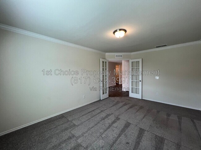 Foto del edificio - 16013 Crews Ave