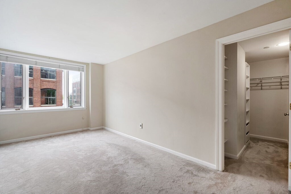 10 Rogers St Unit 215, Cambridge, MA 02142 Condo for Rent in