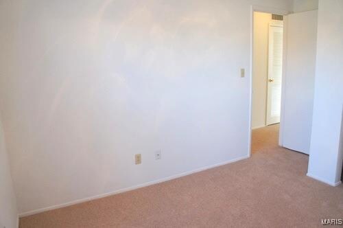 Foto del edificio - 715 White Oak Dr