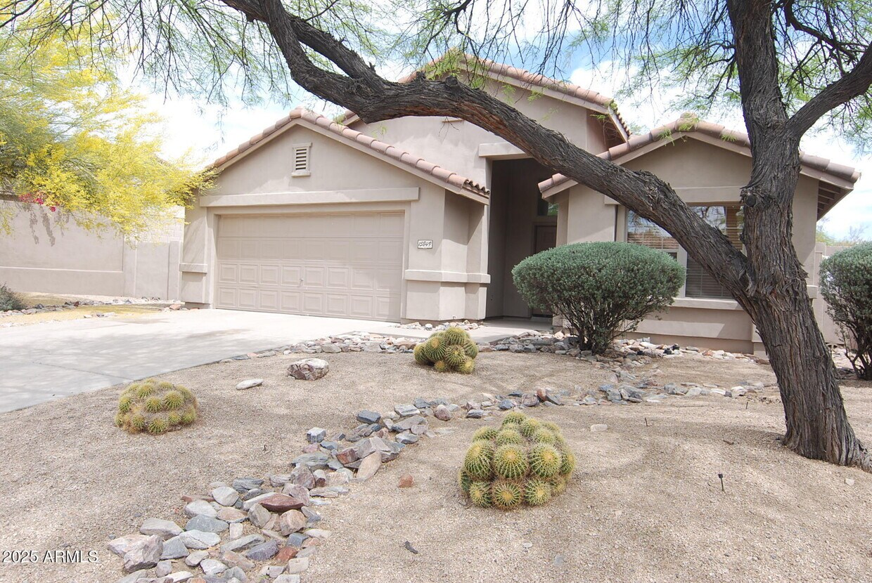 Foto principal - 15849 N 102nd Pl