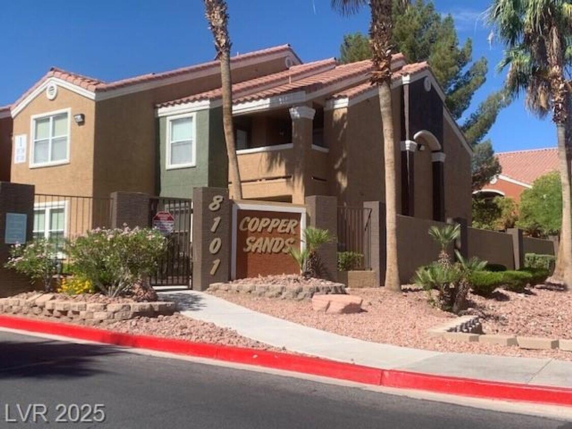 Primary Photo - Wonderful Condo!