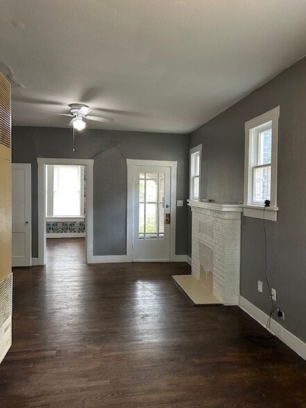 Building Photo - 1615 Kenley St