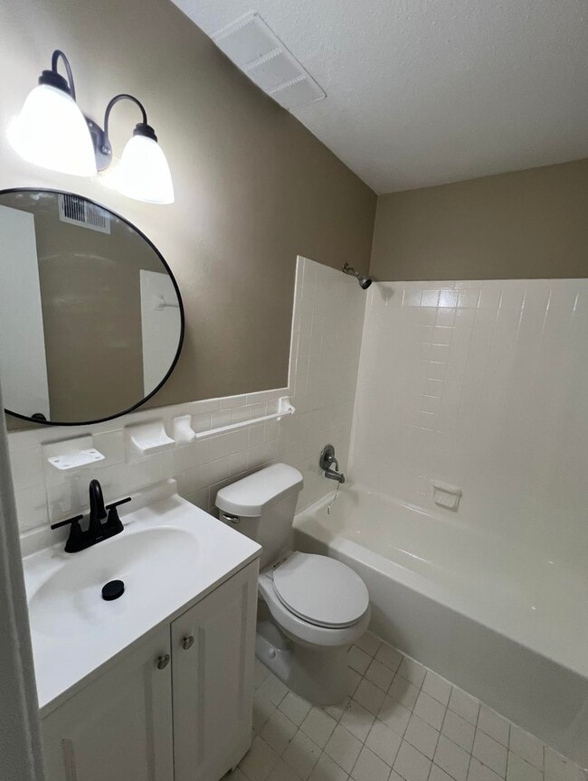 Building Photo - 3396 Outlet Rd