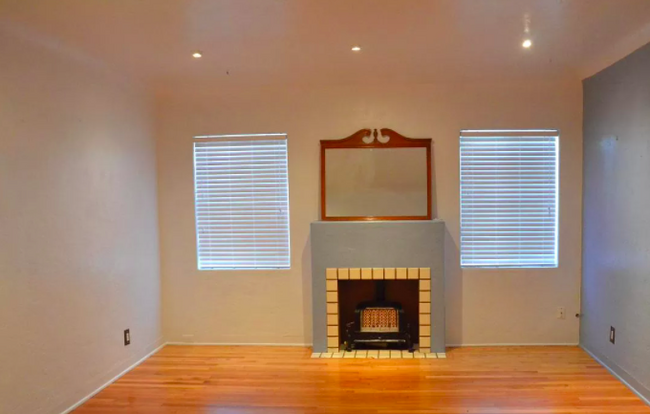 Living room - 3037 E Mabel St
