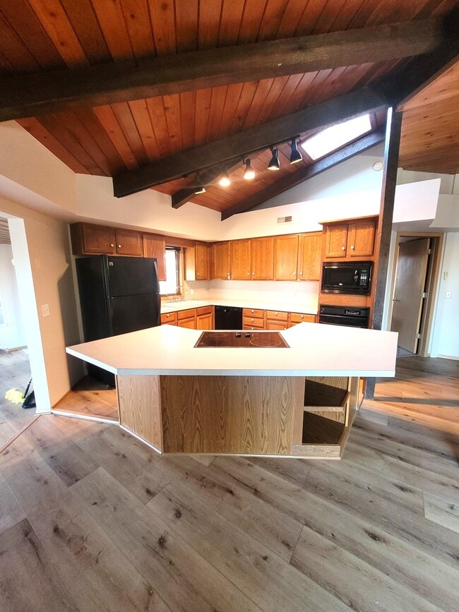 Building Photo - 1055 Platteview Dr