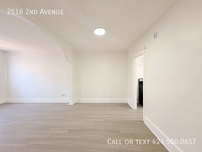 Building Photo - 2516 2nd Ave