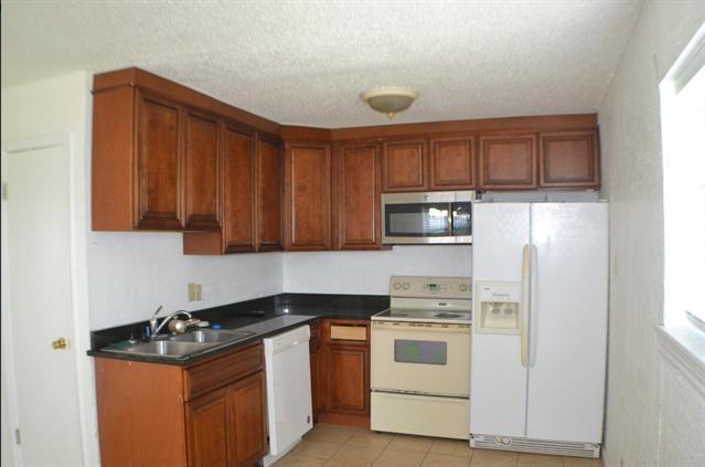 Foto del edificio - 704 Frisco Rd