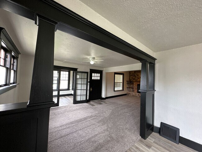 Foto del edificio - 3 Bedroom House!