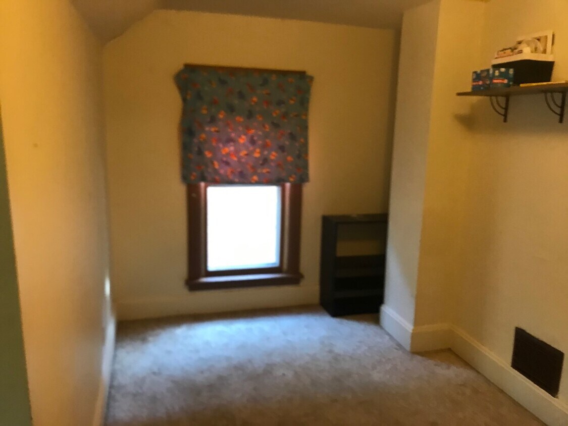 708 N 2nd St Unit 3, Mankato, MN 56001 Rentals in Mankato at 708 N 2nd