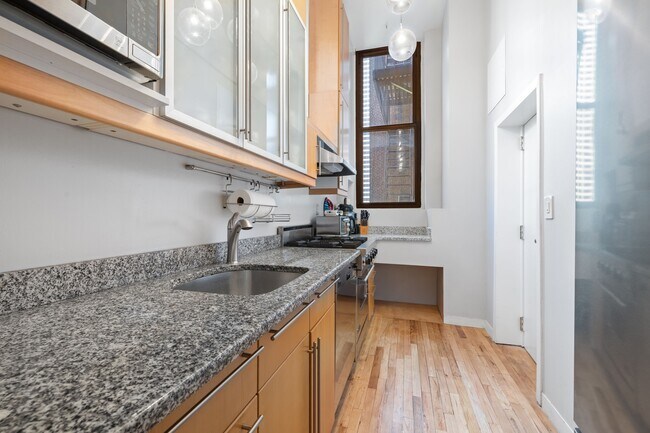 Foto del edificio - 32 W 40th St