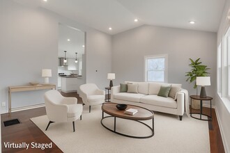 Building Photo - 960 College Ave