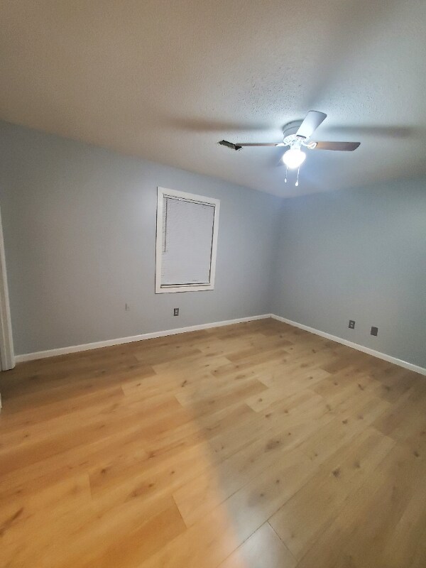 Foto del edificio - 328 Garden Acres Way