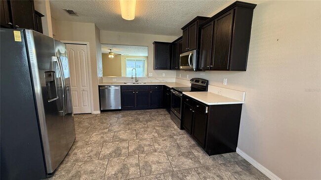 Foto del edificio - 3603 Umbrella Ct