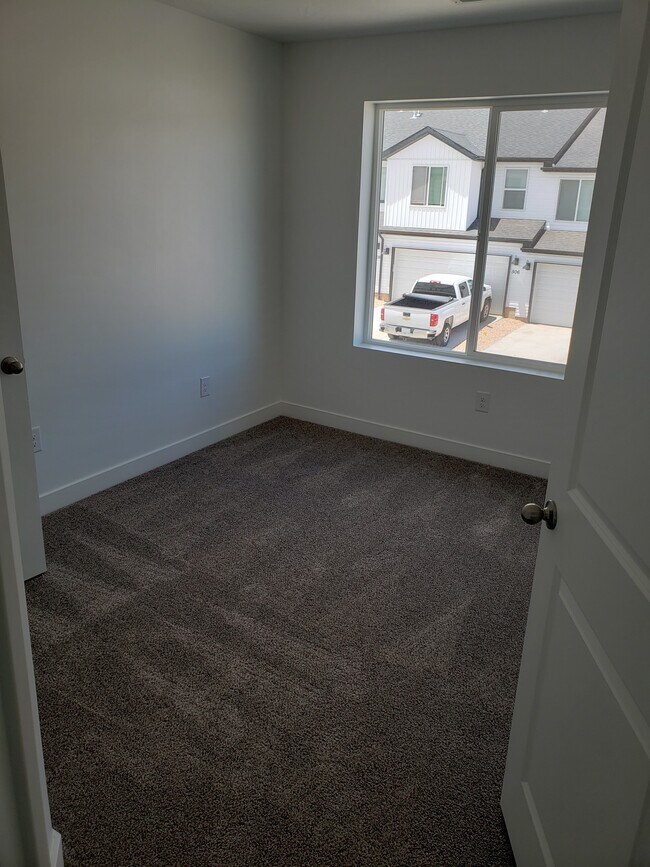 501 S May Dr, Cedar City, UT 84720 Townhome Rentals in Cedar City UT