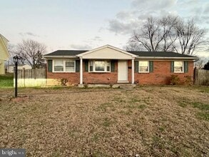 Building Photo - 13317 Hillendale Dr