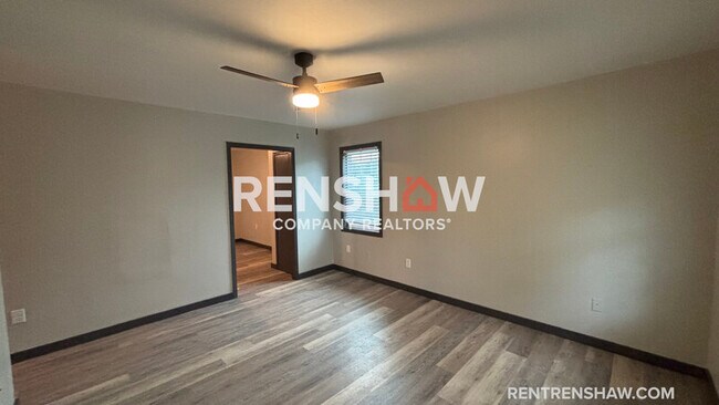 Foto del edificio - 8193 Leighton Ln