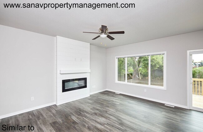 Building Photo - Modern Look 2 Story house!! Waukee Schools!! Great Neighbourhood!