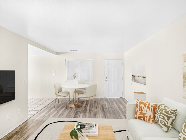 Foto del edificio - 1005 E Ave R