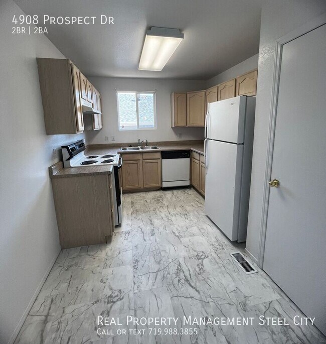 Foto del edificio - 4908 Prospect Dr