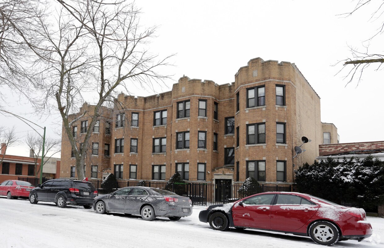 Building Photo - 1645-1653 E 74th Pl