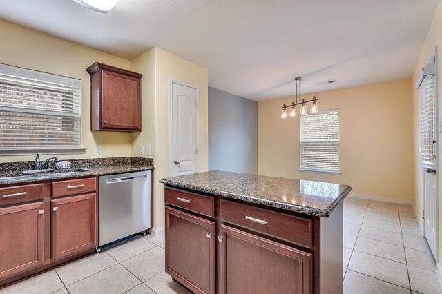 Foto del edificio - 120 Mount Vernon Ln