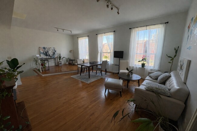 Foto del edificio - 15 Glenridge Ave